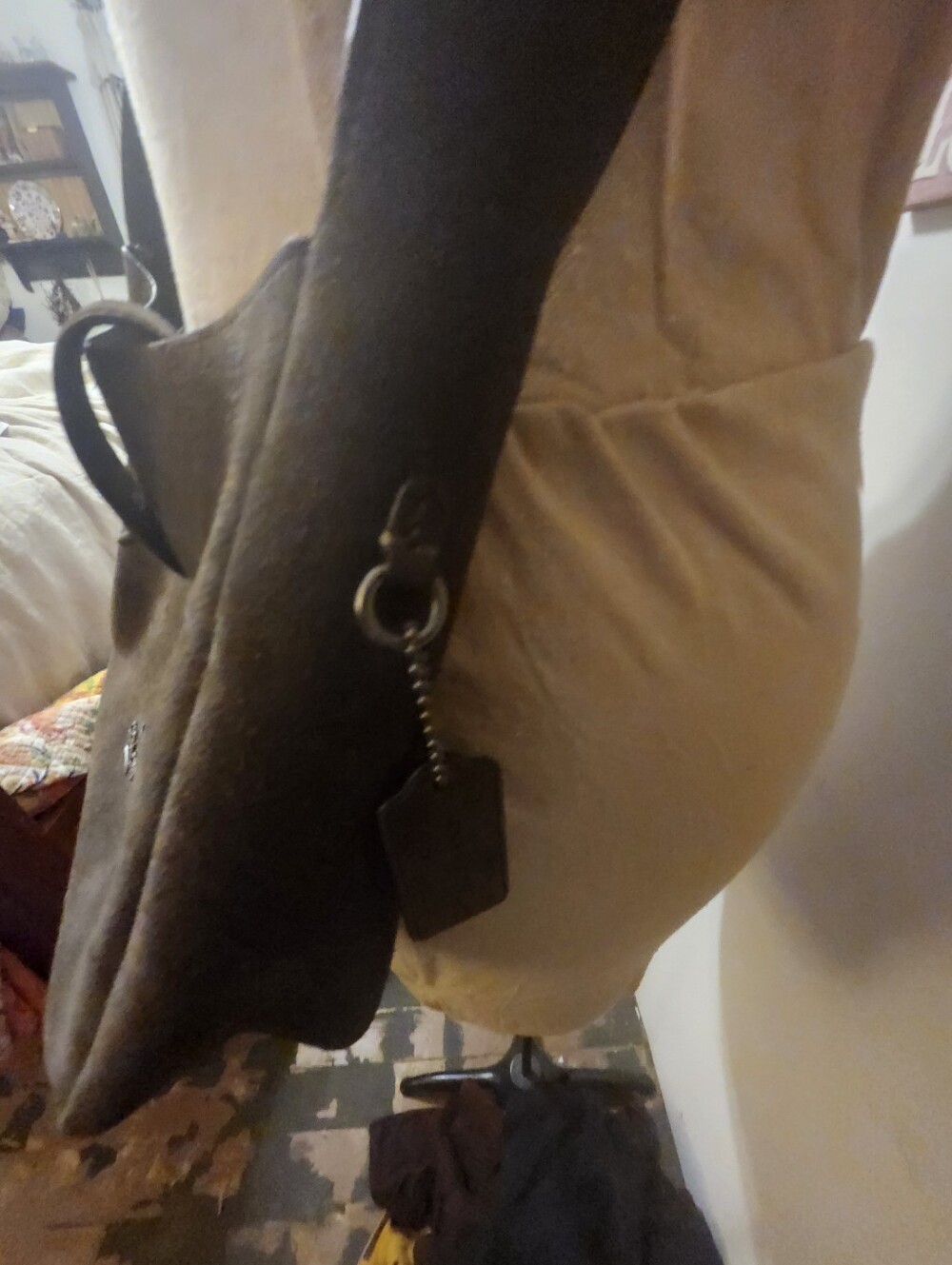 Coach Green Suede Crossbody Bag - Picture 3 of 14